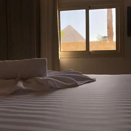 Glamour Pyramids Hotel Kafret el-Gabal Exterior photo