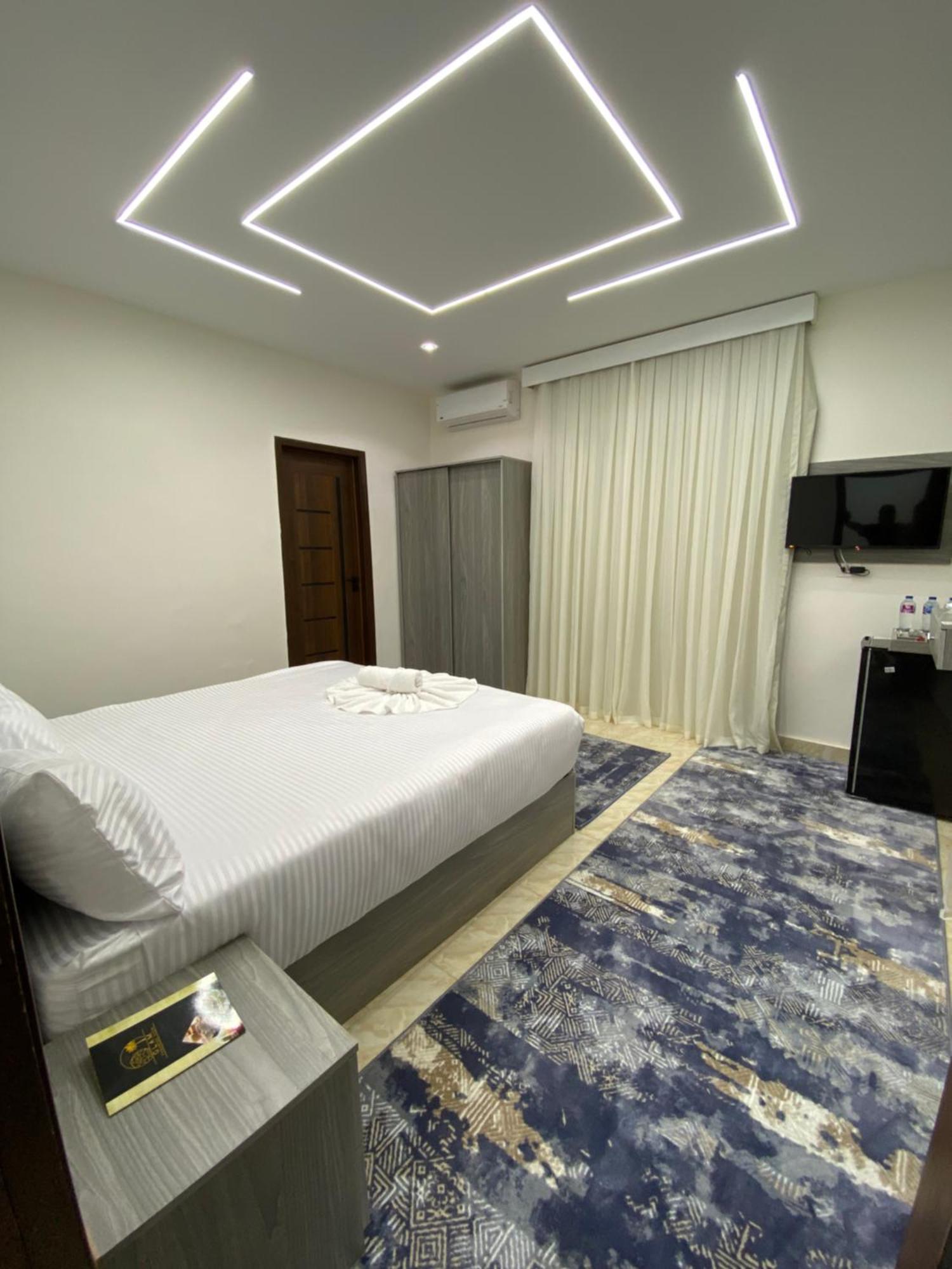 Hotel Glamour Pyramids