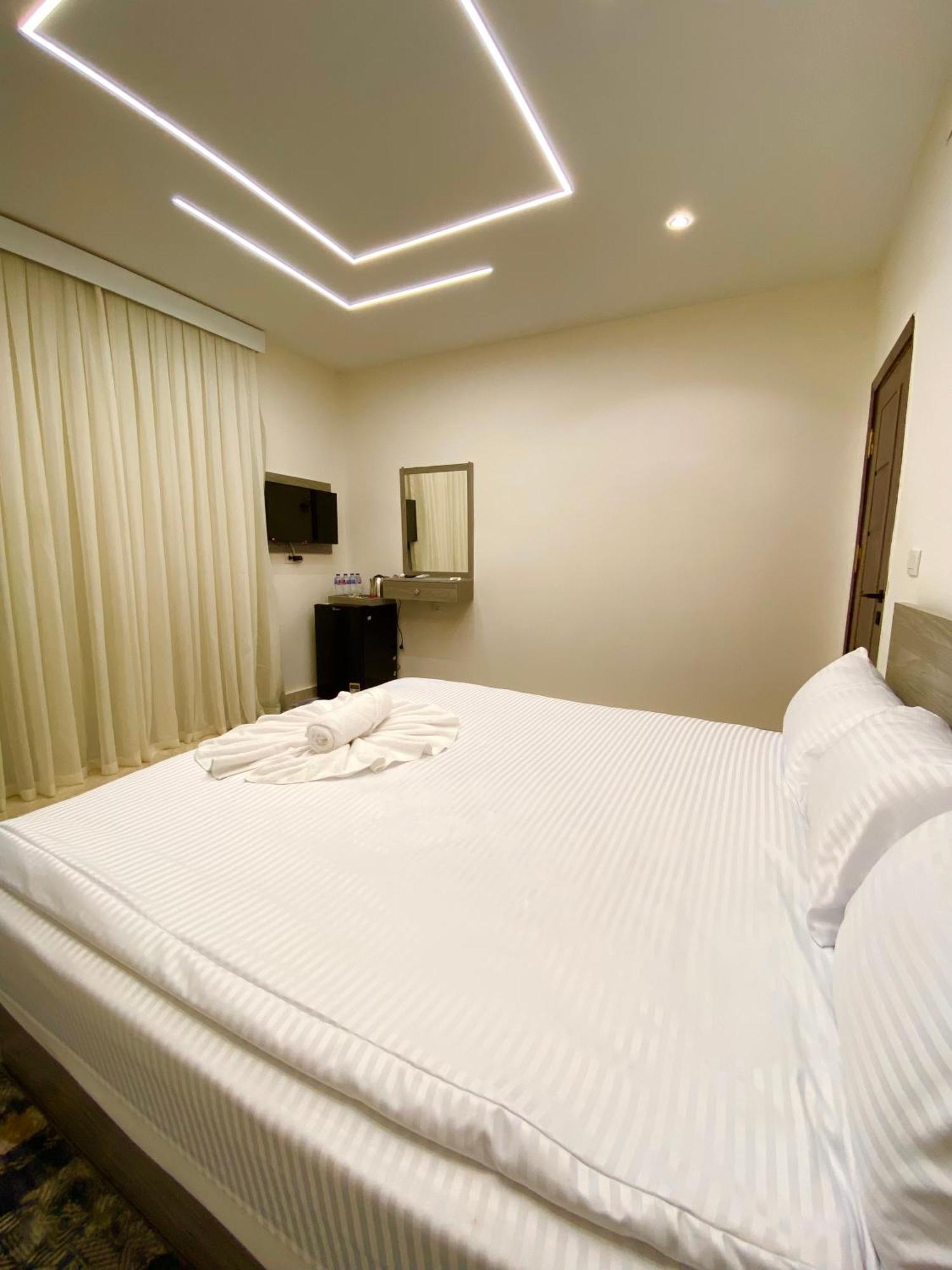 Hotel Glamour Pyramids 3*